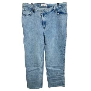 Abercrombie & Fitch The 90s Straight Ultra High Rise Jeans Womens Size 33 / 16 R